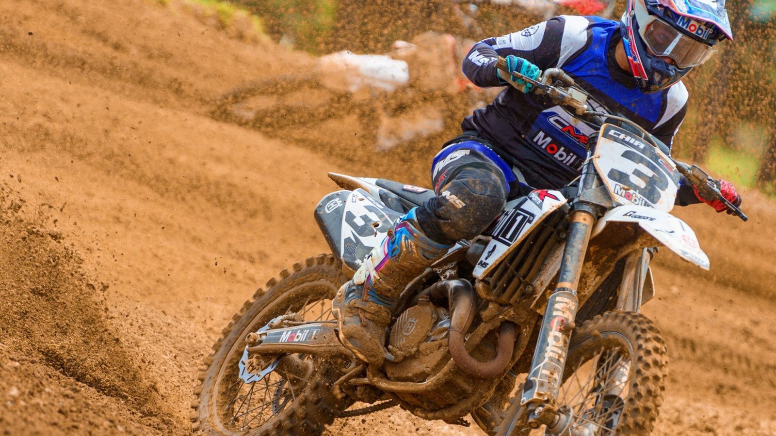 Motocross peruano en competencia