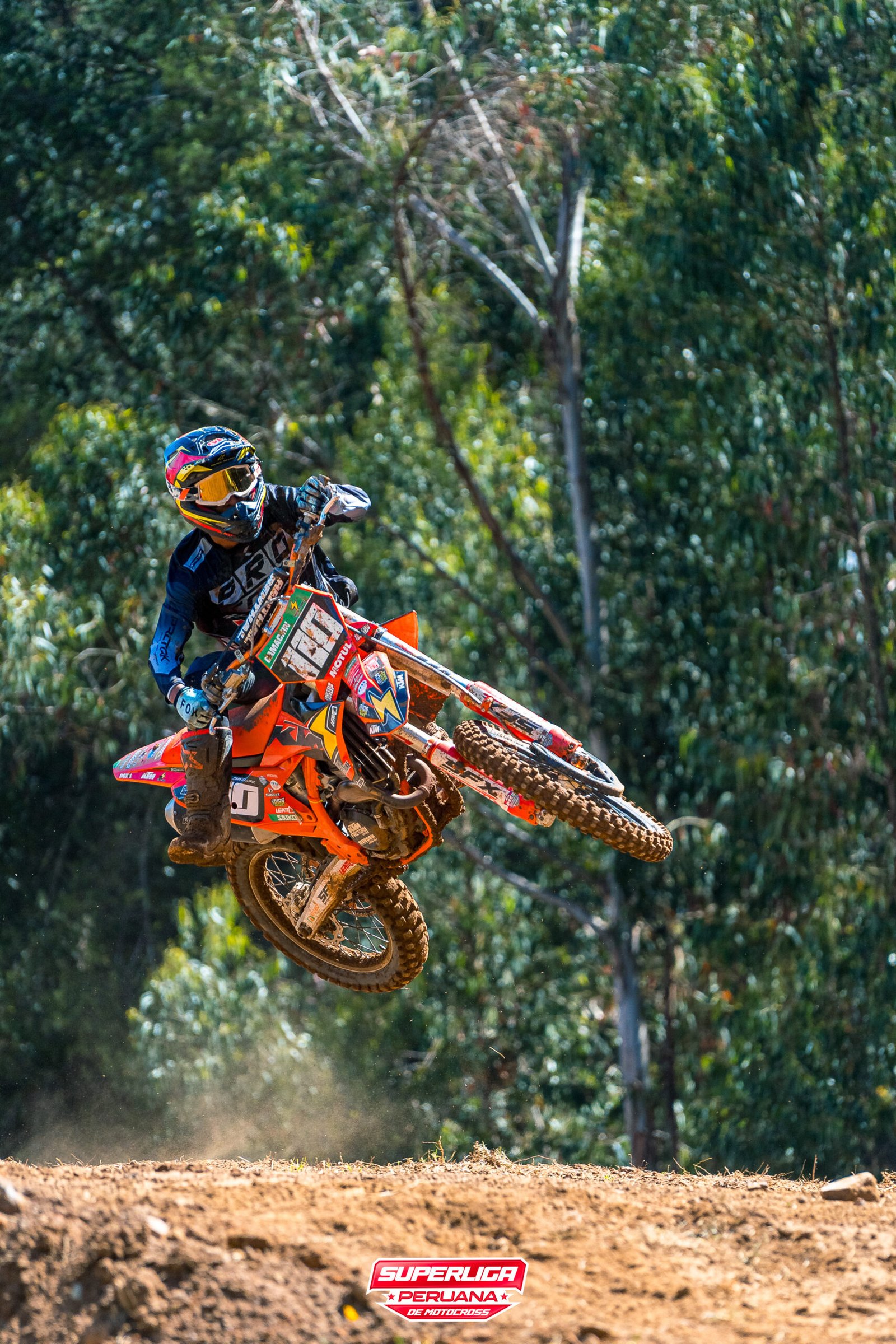 Acción de la Superliga Peruana de Motocross