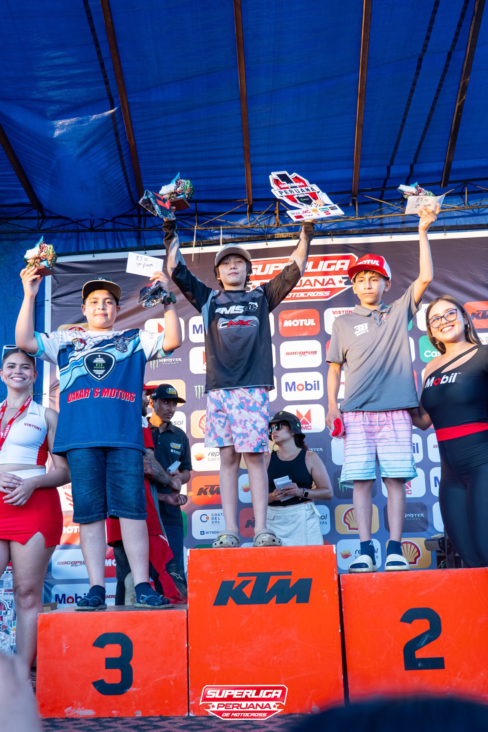Ganadores de la Superliga en Puerto Maldonado